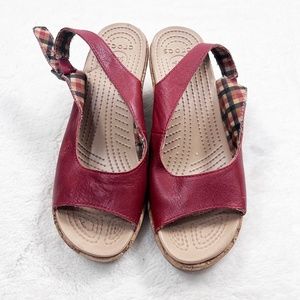 Wedged Sandals | Crocs | Size 9